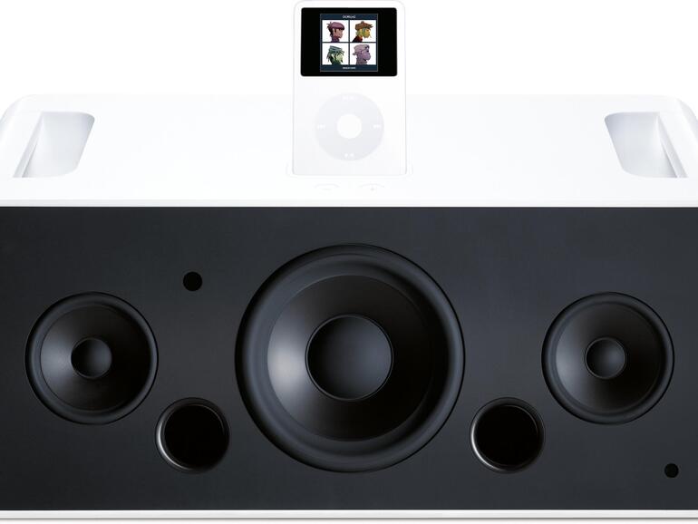 Lightning-Adapter, AirPlay oder Bluetooth? Es gibt mehrere Möglichkeiten, dem alten Dock-Anschluss wie dem des iPod Hi-Fi aus dem Jahre 2006 neues Leben einzuhauchen.