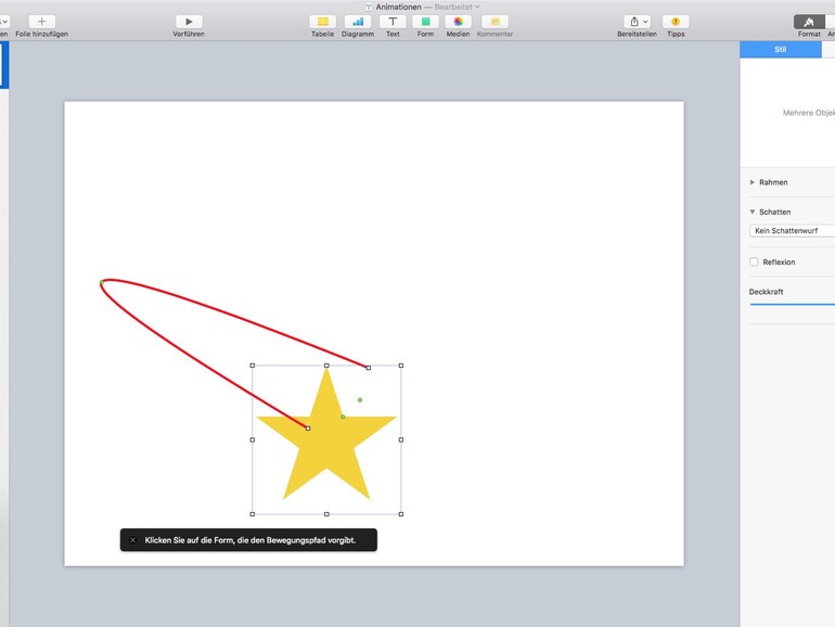 Keynote kann Objekte in einen Bewegungspfad verwandeln und dann ein zweites daran wie auf einer Schiene entlangfahren lassen.