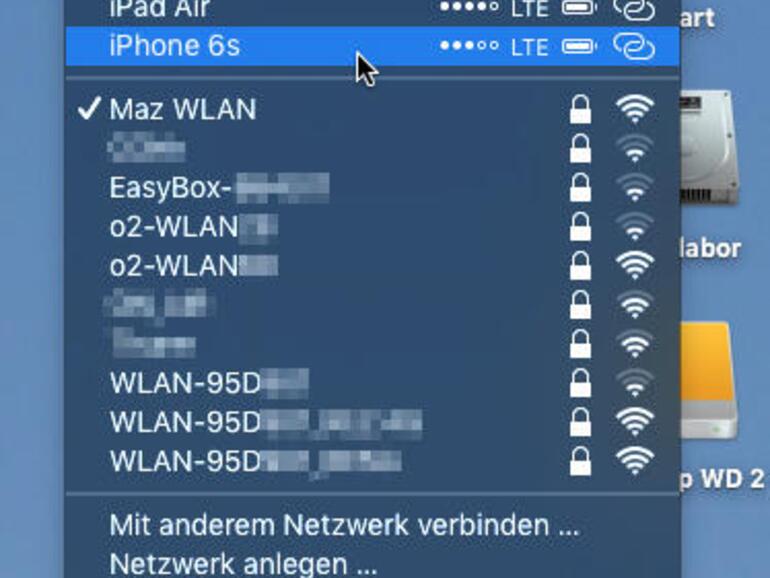 Auf dem Mac erscheinen iOS-Geräte mit der gleichen iCloud-ID automatisch als persönliche Hotspots für den mobilen Internetzugang oben im WLAN-Menü.
