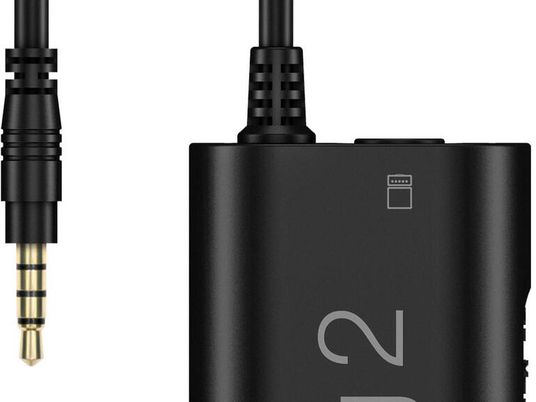 Für E-Gitarre und Bass lässt sich das iRig 2 unterwegs gut nutzen.