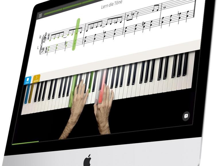 Skoove in Aktion: Man sieht sofort, welche Taste hätte gespielt werden müssen.