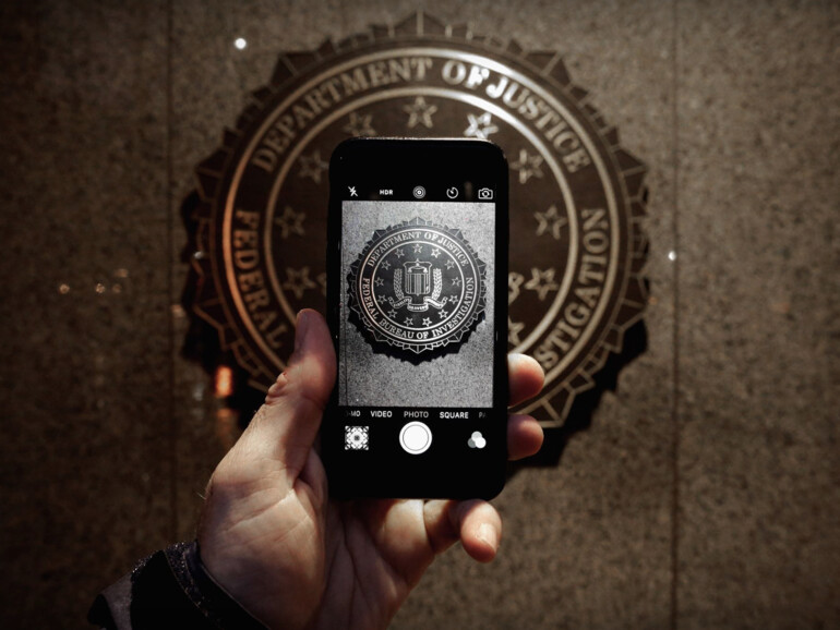 Apple half bei der Suche nach Flug MH370