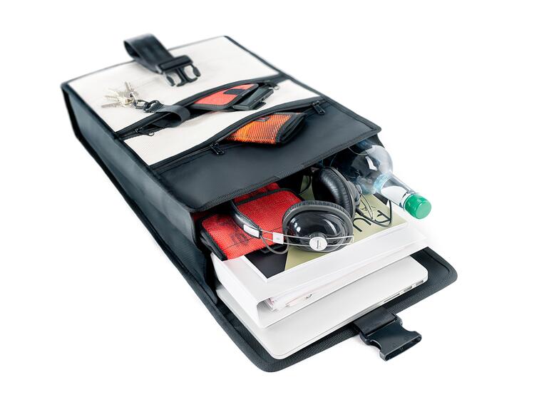 Im Rucksack Eric gibt es sehr viel Platz, u.a. für das MacBook Pro (15 Zoll) oder ein iPad, Unterlagen und vieles mehr.