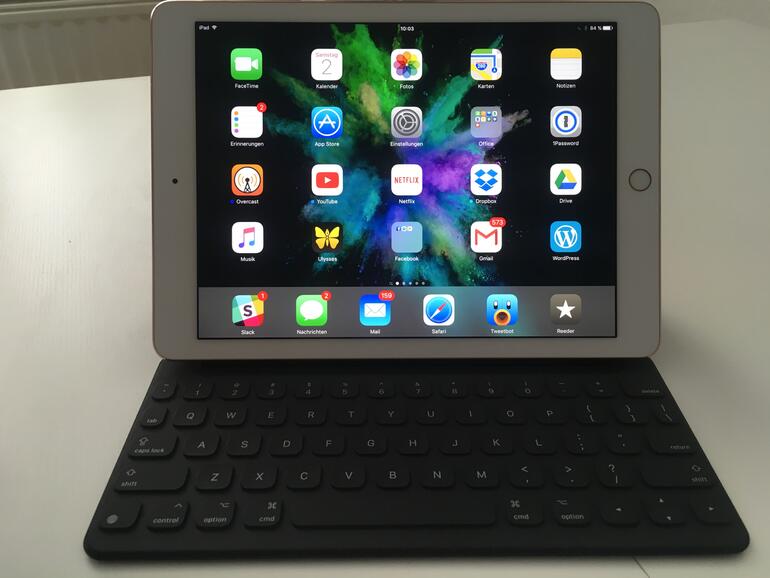 Die Tastatur ist abermals nur mit QWERTY-Layout zu haben.