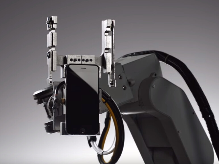 Das iPhone überlebt vieles, aber nicht die menschliche Zerstörungs-Begeisterung