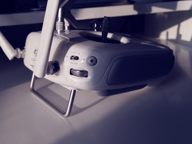 Aufnahmen lassen sich direkt über die Fernsteuerung starten