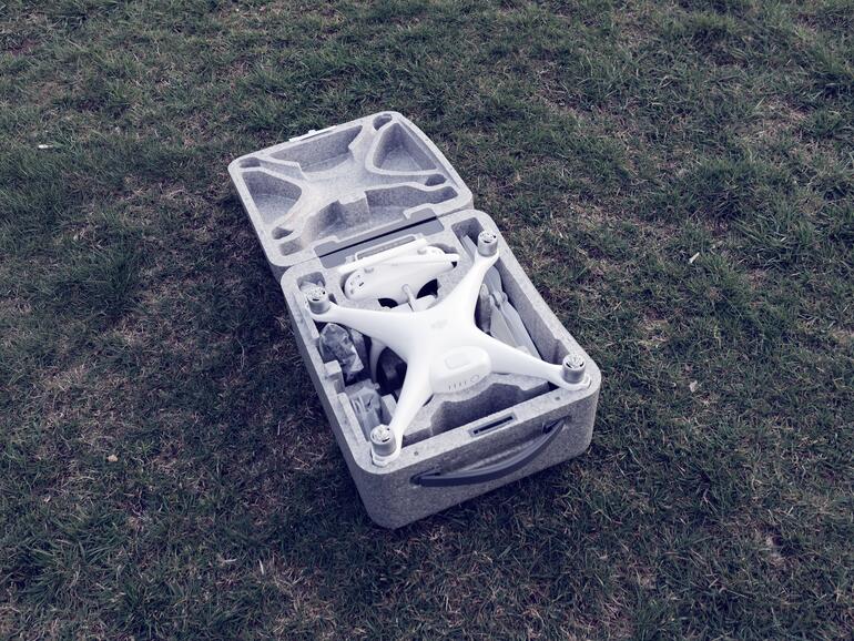 Prima: Die Verpackung lässt sich auch als Tragekoffer nutzen