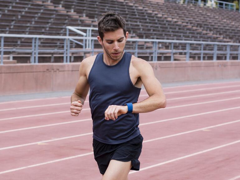 Fitbit Surge im Training