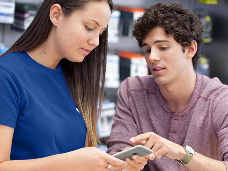 Apple-Store-Mitarbeiterin (Symbolfoto)