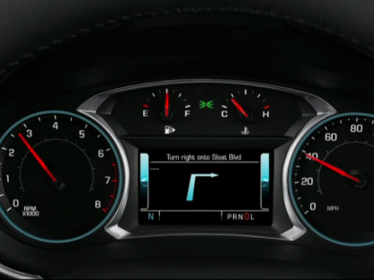 Display im Instrumentenpanel mit Abbiegehinweisen