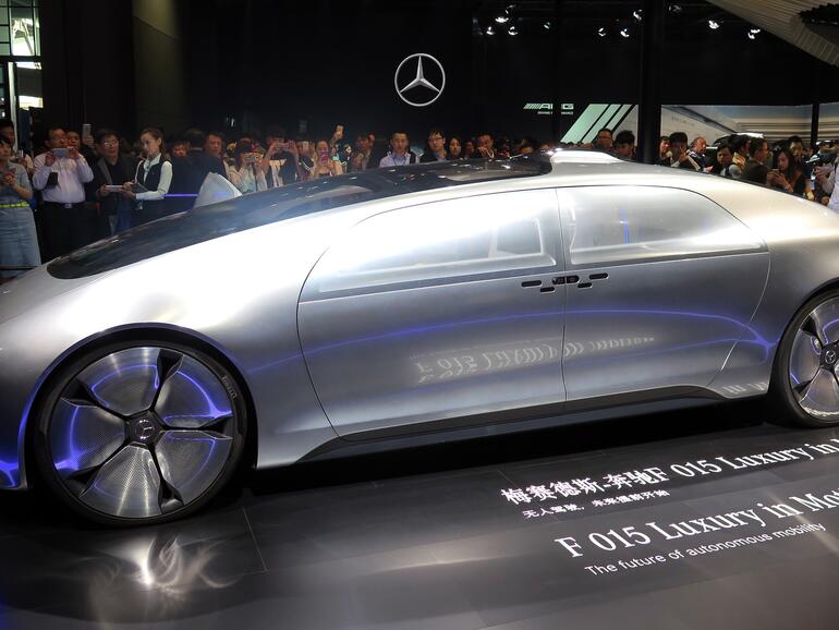 Mercedes F 015 Elektroauto-Konzept: Sieht so die Konkurrenz des Apple Car aus?