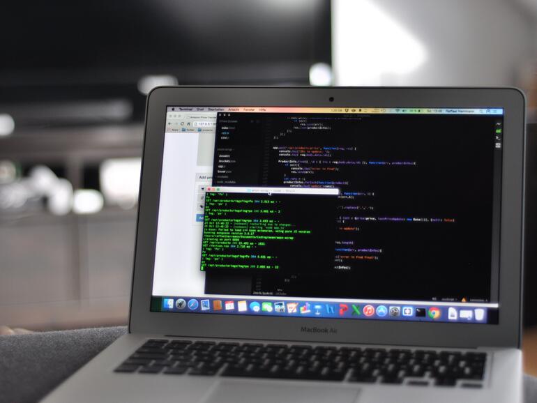 Code Editor auf MacBook Air