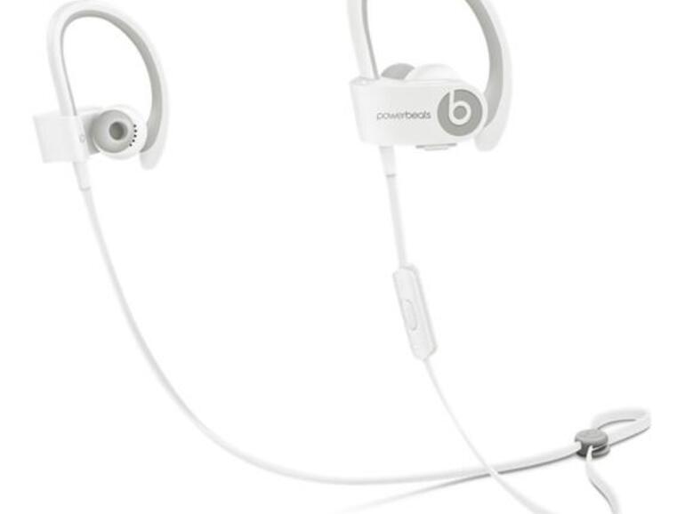 Auch für Sportler gibt es passende Bluetooth-Kopfhörer wie hier die Powerbeats 2 für immerhin rund 200 Euro.
