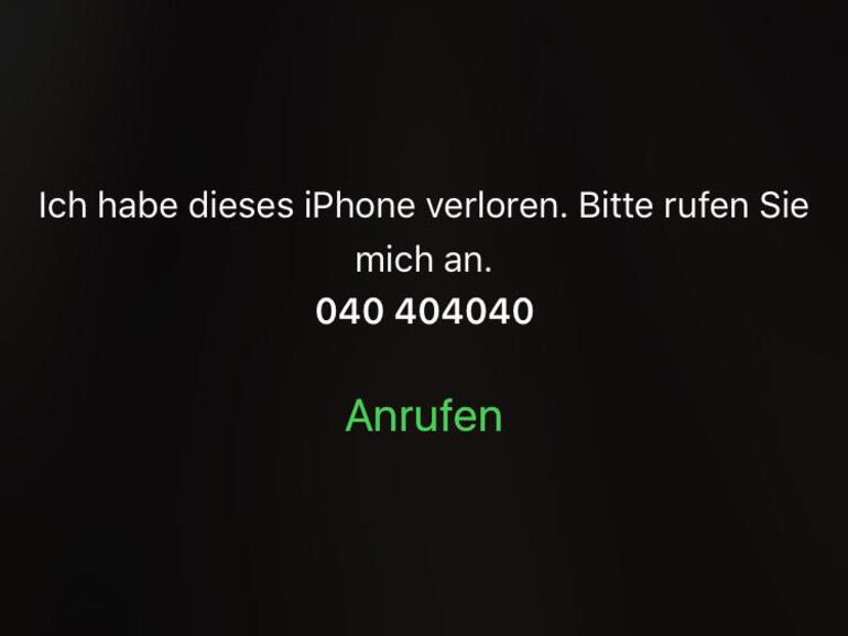 Hat man das iPhone nur verloren, hilft vielleicht der Appell an den Finder. Gibt man den normalen Code zum Entsperren ein, wird der Verloren-Modus automatisch beendet.