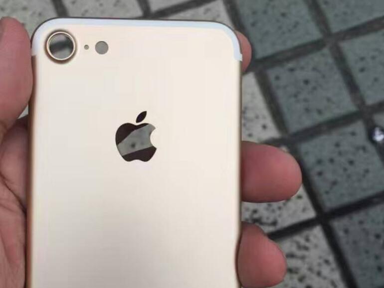Apple versucht beim iPhone 7 die Plastikeinsätze besser zu verstecken