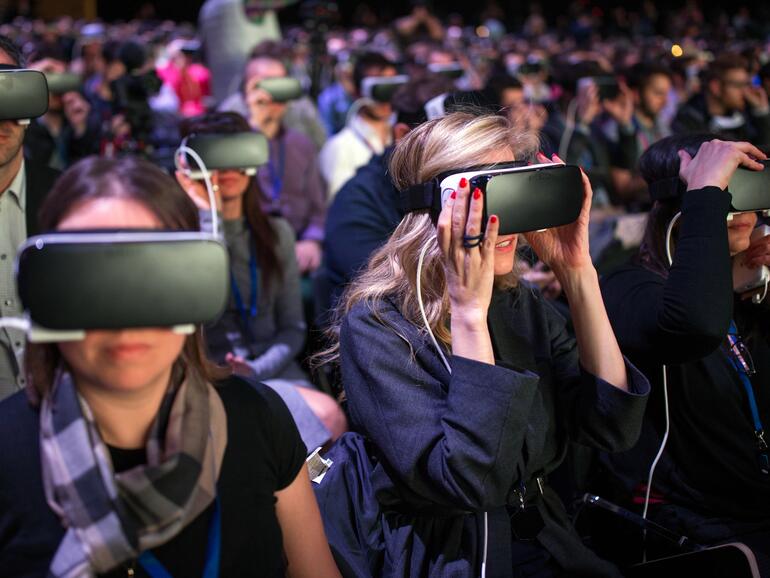 Apples VR-Ansatz soll ohne Brillen auskommen