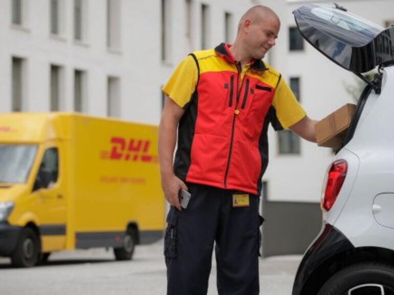 DHL nutzt Smart als Paketbox