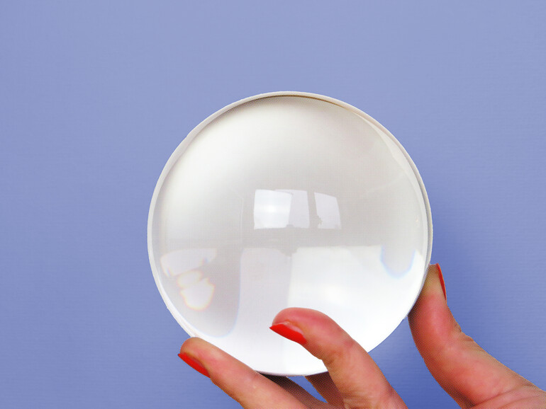 iPhone 7 oder 6SE. Die Glaskugel weiß es – nicht.