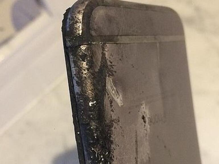 Offenbar wurde der Akku des iPhone beschädigt