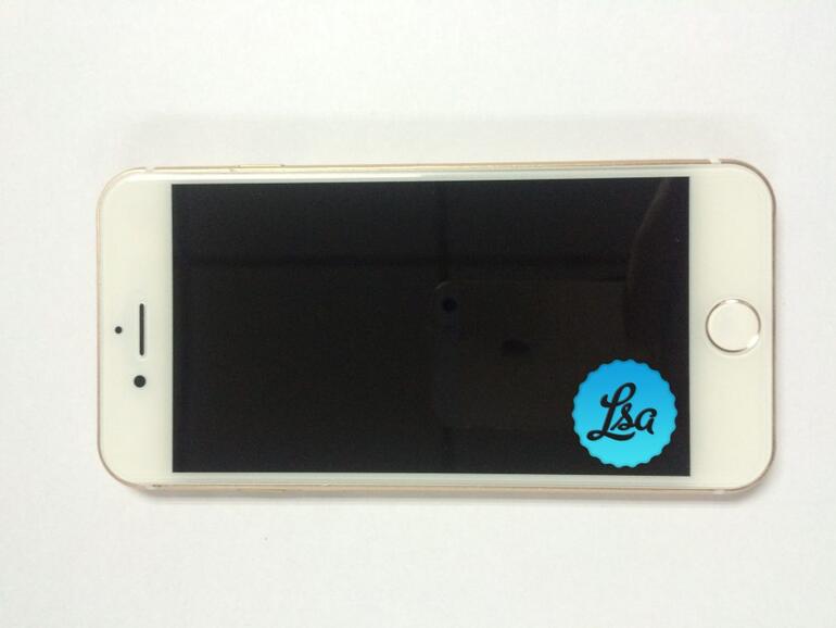 Der Homebutton scheint mechanisch zu sein