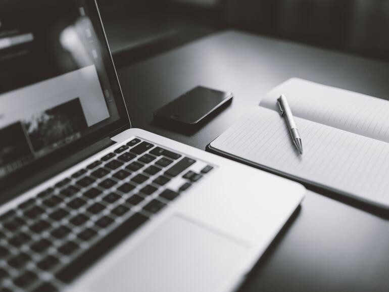 Die Autokorrektur am Mac kann sich hin und wieder mit anderen Programmen in die Quere kommen