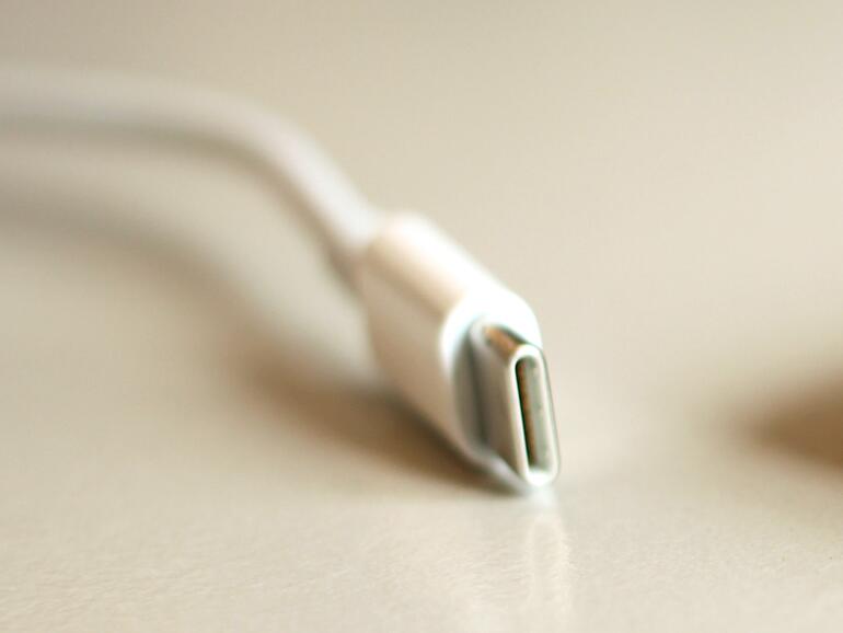 USB Type-C