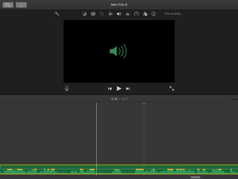 Rote oder gelbe Markierungen sollte man bei iMovie in der Wellenformansicht keinesfalls sehen, diese zeigen nämlich Übersteuerungen an.