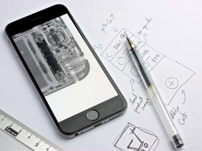 iPhone-Ception: Röntgenbild eines iPhones... auf einem iPhone