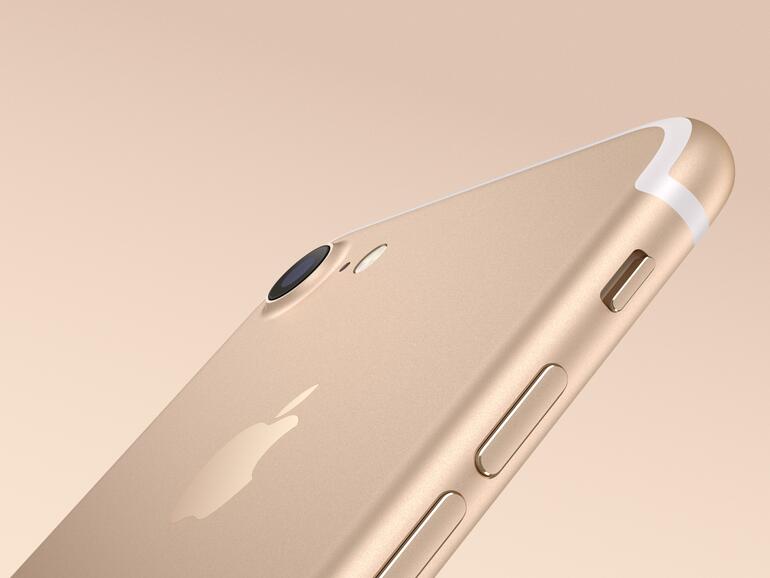 iPhone 7 in Gold