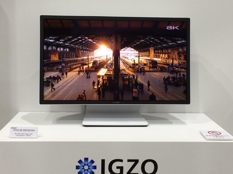 Sharp 8K-Display