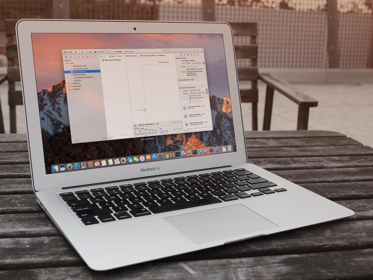 Interface Builder in Xcode 8