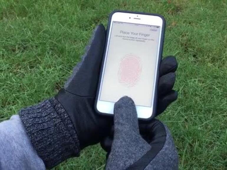 TAPS bedient Fingerabdruckscanner des iPhone