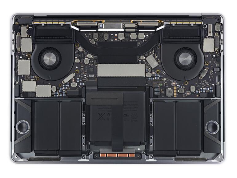 MacBook Pro 13 Zoll mit Touch Bar von innen