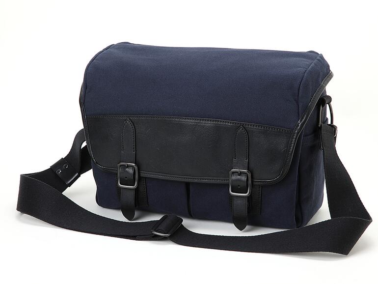 Artisan &amp; Artist CLCAM-1000