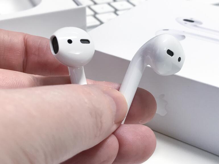 Fliegengewichte: Zusammen wiegen beide AirPods 8 Gramm
