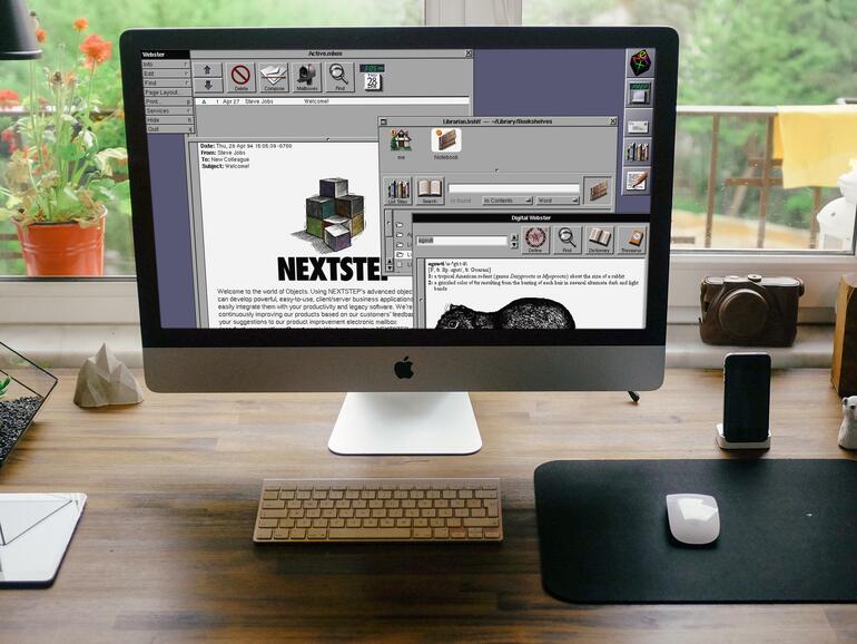 Montage: NextStepp 3.3 auf einem iMac