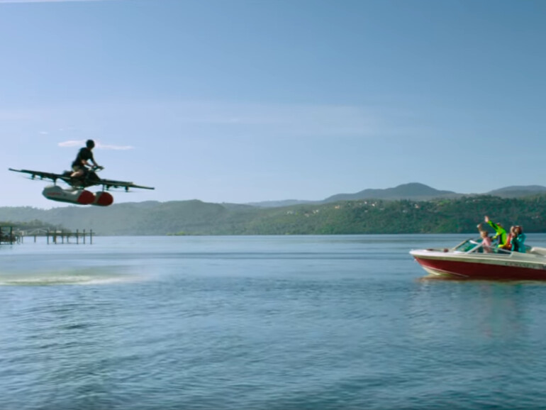 &quot;Kitty Hawk&quot; ist für das Fliegen über Wasser gedacht