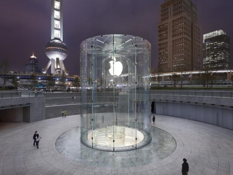 Apple Store in Pudong, Shanghai