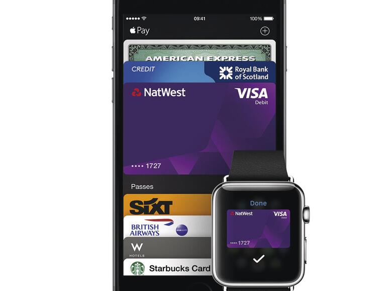 Zwar lässt Apple Pay in Deutschland weiter auf sich warten, mit einer ausländischen Kreditkarte können Sie den Dienst aber schon jetzt nutzen.