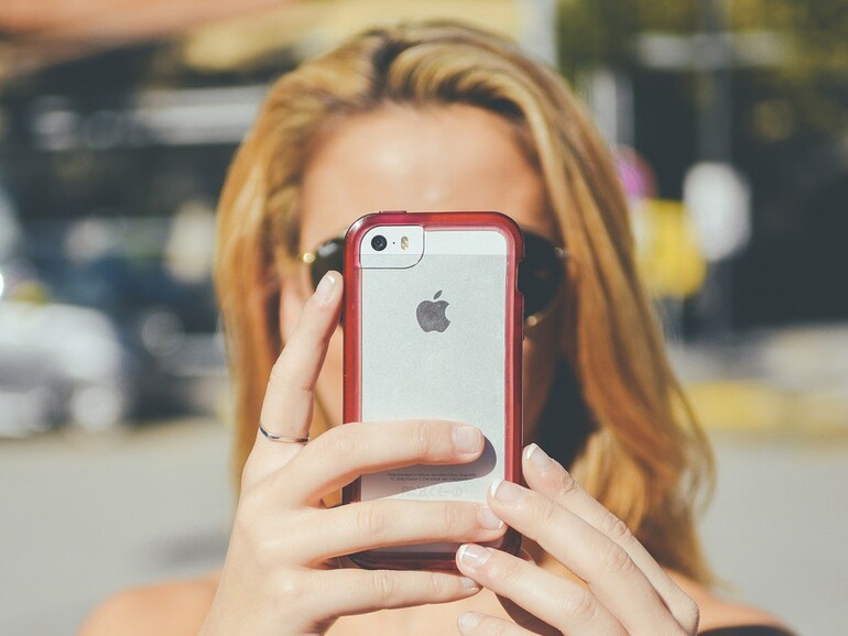 Mit dem Gesicht: So lässt sich vielleicht das neue iPhone bald entsperren.