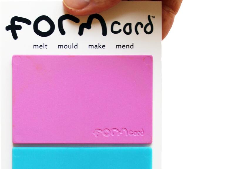 Formbar: Kneten Sie sich Ihr Zubehör doch einfach selbst! Formcards sind praktische Alltagshelfer.
