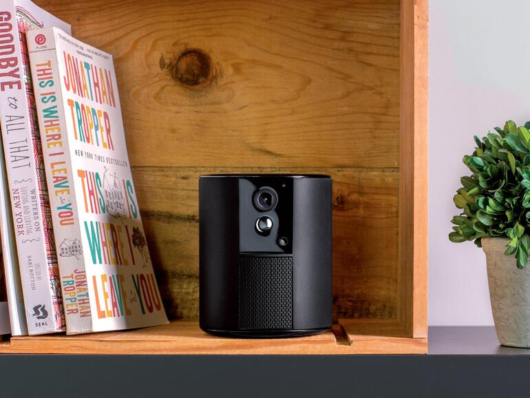 Das Design der Somfy One ist hochwertig und wohnlich.