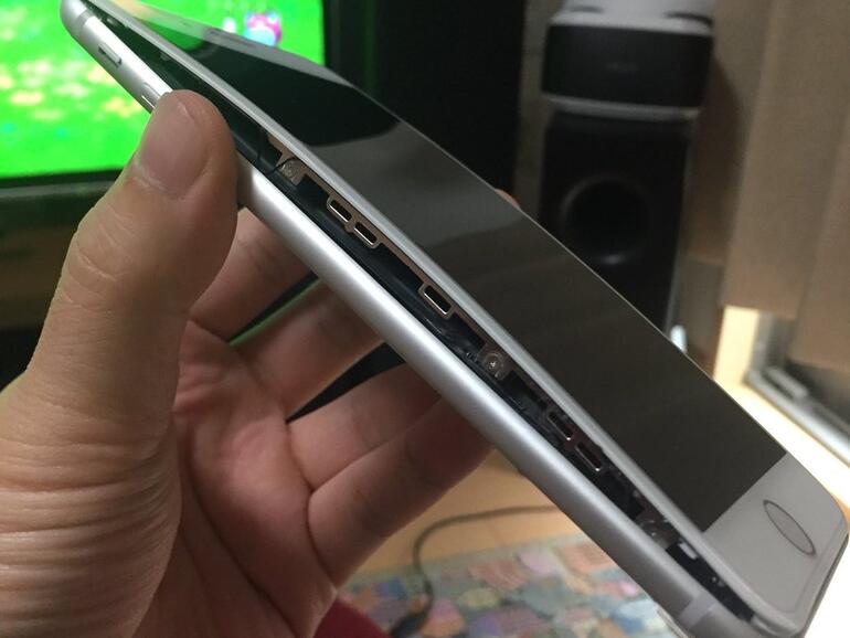 Auch aus Japan ist ein aufgeblähter Akku beim iPhone 8 Plus bekannt