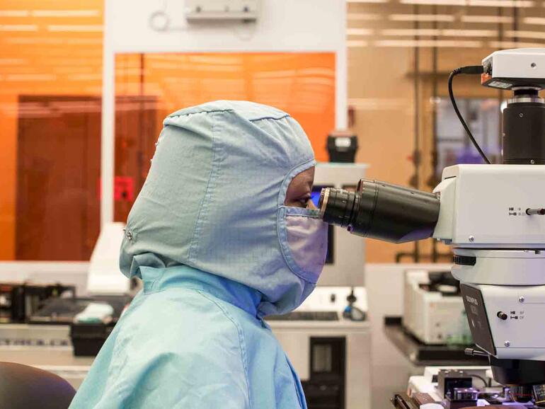 Labormitarbeiter von Finisar in Texas