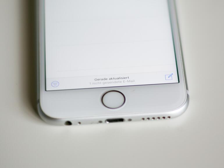 Ab und an verbleiben E-Mails im Ausgang