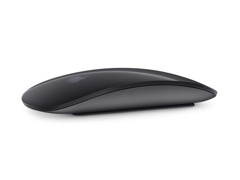 Auch in Spacegrau sieht die Magic Mouse 2 verdammt schick aus. Schade nur, dass die Ladebuchse so ungünstig angebracht ist.