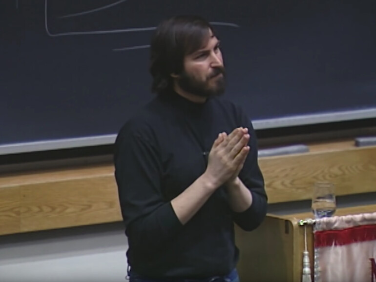 Schon 1992 trug Steve Jobs seine berühmten Rollkragenpullover