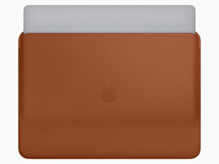 Lederhülle für das MacBook Pro in Sattelbraun
