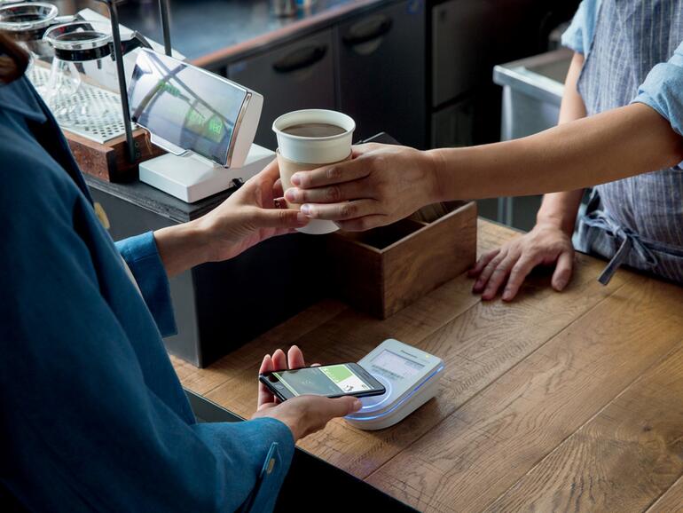 Mit Apple Pay den Kaffee bezahlen