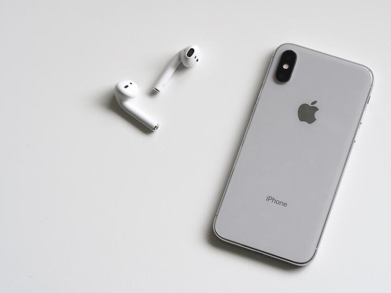 Es geht auch ohne Adapter: AirPods und iPhone X